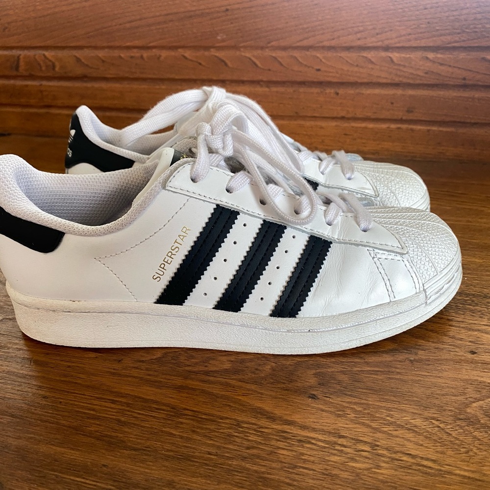 Adidas Superstar Sneakers